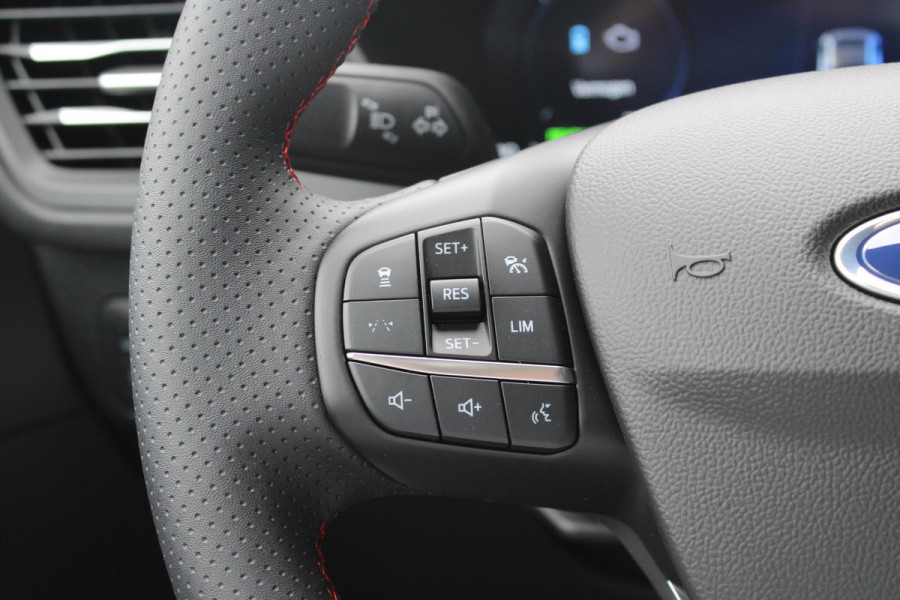 Ford Kuga 2.5 PHEV ST-Line X | Voorraad! | Panorama Dak | Elektrische Trekhaak | Winterpack | Matrix LED | Adaptive Cruise Control |