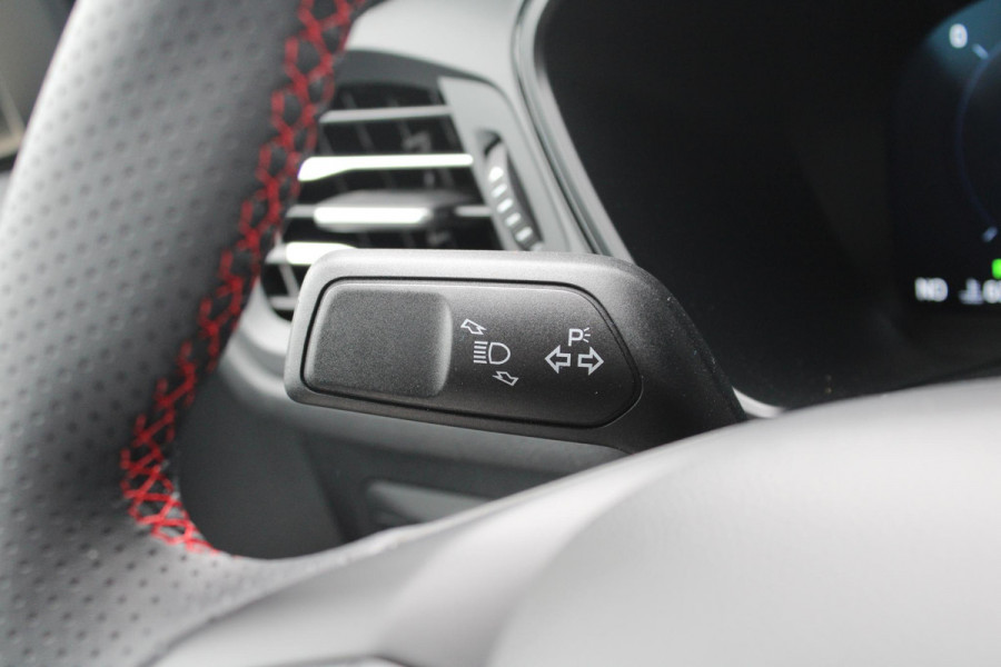 Ford Kuga 2.5 PHEV ST-Line X | Voorraad! | Panorama Dak | Elektrische Trekhaak | Winterpack | Matrix LED | Adaptive Cruise Control |