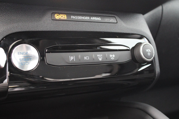 Ford Kuga 2.5 PHEV ST-Line X | Voorraad! | Panorama Dak | Elektrische Trekhaak | Winterpack | Matrix LED | Adaptive Cruise Control |