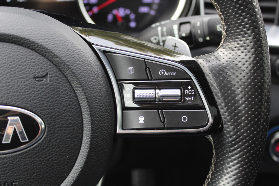 Kia ProCeed 1.4 T-GDI GT-PlusLine / Panoramadak / Camera / Keyless / JBL / 18'' / Apple CarPlay / Stuur+Stoelverwarming / DAB / Dodehoek / ACC