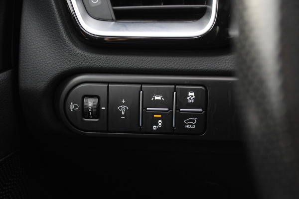 Kia ProCeed 1.4 T-GDI GT-PlusLine / Panoramadak / Camera / Keyless / JBL / 18'' / Apple CarPlay / Stuur+Stoelverwarming / DAB / Dodehoek / ACC