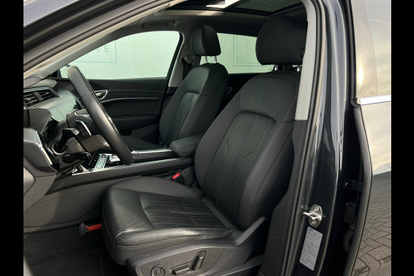 Audi e-tron e-tron 50 quattro Launch edition plus 71 kWh NL-AUTO | LEDER | PANODAK | MEMORY | Audi e-tron e-tron 50 quattro Launch edition plus 71 kWh NL-AUTO | LEDER | PANODAK | MEMORY |
