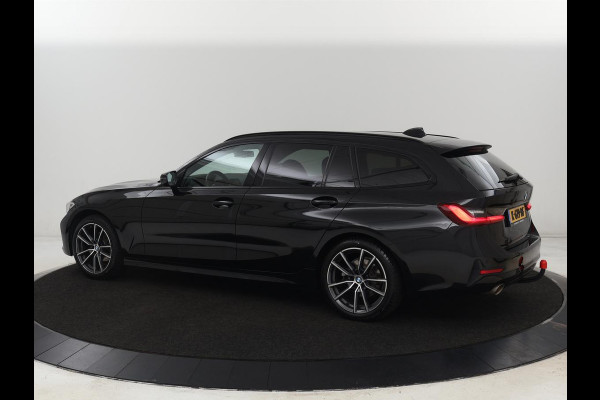 BMW 3-serie 320i High Executive | Sport Line | Leder | Harman/Kardon | Trekhaak | Stoelverwarming | Carplay | Sfeerverlichting | Navigatie | Live Cockpit | Full LED | 18'' | Parkeerhulp BMW 3-serie 320i High Executive | Sport Line | Leder | Harman/Kardon | Trekhaak | Stoelverwarming | Carplay | Sfeerverlichting | Navigatie | Live Cockpit | Full LED | 18'' | Parkeerhulp