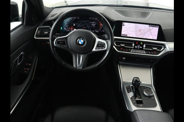 BMW 3-serie 320i High Executive | Sport Line | Leder | Harman/Kardon | Trekhaak | Stoelverwarming | Carplay | Sfeerverlichting | Navigatie | Live Cockpit | Full LED | 18'' | Parkeerhulp BMW 3-serie 320i High Executive | Sport Line | Leder | Harman/Kardon | Trekhaak | Stoelverwarming | Carplay | Sfeerverlichting | Navigatie | Live Cockpit | Full LED | 18'' | Parkeerhulp