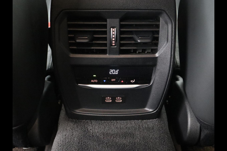 BMW 3-serie 320i High Executive | Sport Line | Leder | Harman/Kardon | Trekhaak | Stoelverwarming | Carplay | Sfeerverlichting | Navigatie | Live Cockpit | Full LED | 18'' | Parkeerhulp BMW 3-serie 320i High Executive | Sport Line | Leder | Harman/Kardon | Trekhaak | Stoelverwarming | Carplay | Sfeerverlichting | Navigatie | Live Cockpit | Full LED | 18'' | Parkeerhulp