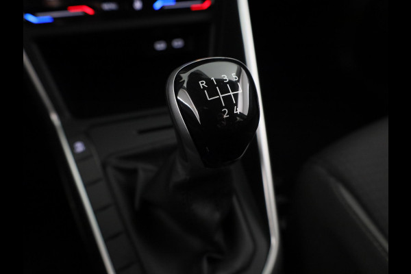 Volkswagen Polo 1.0 TSI Life Edition 95 pk | Verlengde garantie | Navigatie via App | Parkeersensoren achter | Achteruitrijcamera | Autom. airco |