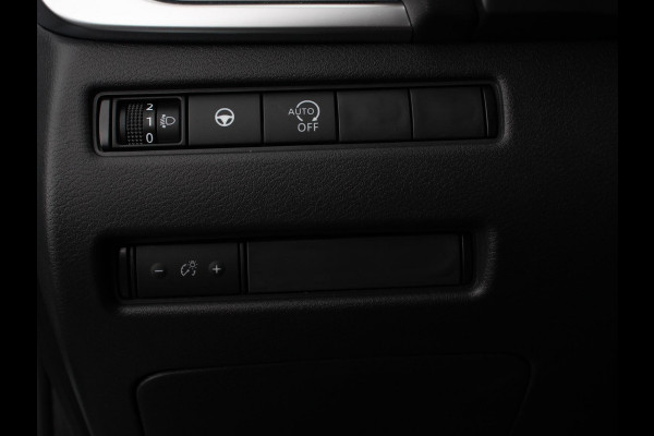 Nissan QASHQAI 1.3 MHEV Automaat N-Connecta | Navigatie | Climate Control | Sfeerverlichting | Camera 360 | Led | Dab | Verwarmde voorstoelen | Adaptive Cruise Control | Digitale Cockpit | Lichtmetalen Velgen Nissan QASHQAI 1.3 MHEV Automaat N-Connecta | Navigatie | Climate Control | Sfeerverlichting | Camera 360 | Led | Dab | Verwarmde voorstoelen | Adaptive Cruise Control | Digitale Cockpit | Lichtmetalen Velgen