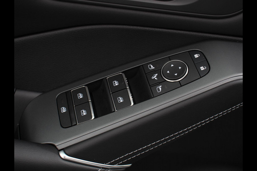 Nissan QASHQAI 1.3 MHEV Automaat N-Connecta | Navigatie | Climate Control | Sfeerverlichting | Camera 360 | Led | Dab | Verwarmde voorstoelen | Adaptive Cruise Control | Digitale Cockpit | Lichtmetalen Velgen Nissan QASHQAI 1.3 MHEV Automaat N-Connecta | Navigatie | Climate Control | Sfeerverlichting | Camera 360 | Led | Dab | Verwarmde voorstoelen | Adaptive Cruise Control | Digitale Cockpit | Lichtmetalen Velgen