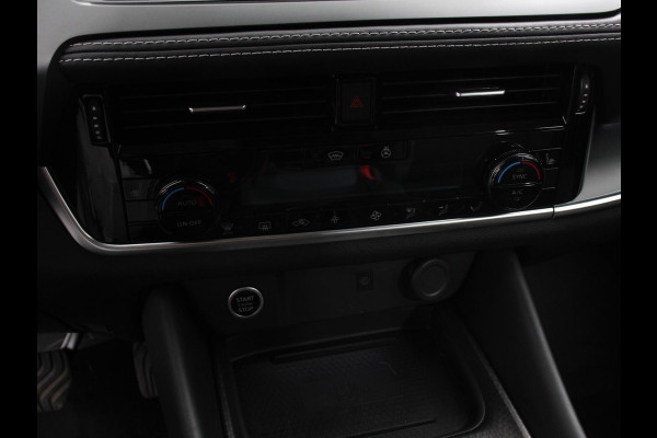 Nissan QASHQAI 1.3 MHEV Automaat N-Connecta | Navigatie | Climate Control | Sfeerverlichting | Camera 360 | Led | Dab | Verwarmde voorstoelen | Adaptive Cruise Control | Digitale Cockpit | Lichtmetalen Velgen Nissan QASHQAI 1.3 MHEV Automaat N-Connecta | Navigatie | Climate Control | Sfeerverlichting | Camera 360 | Led | Dab | Verwarmde voorstoelen | Adaptive Cruise Control | Digitale Cockpit | Lichtmetalen Velgen