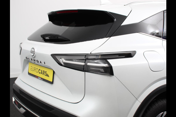 Nissan QASHQAI 1.3 MHEV Automaat N-Connecta | Navigatie | Climate Control | Sfeerverlichting | Camera 360 | Led | Dab | Verwarmde voorstoelen | Adaptive Cruise Control | Digitale Cockpit | Lichtmetalen Velgen Nissan QASHQAI 1.3 MHEV Automaat N-Connecta | Navigatie | Climate Control | Sfeerverlichting | Camera 360 | Led | Dab | Verwarmde voorstoelen | Adaptive Cruise Control | Digitale Cockpit | Lichtmetalen Velgen