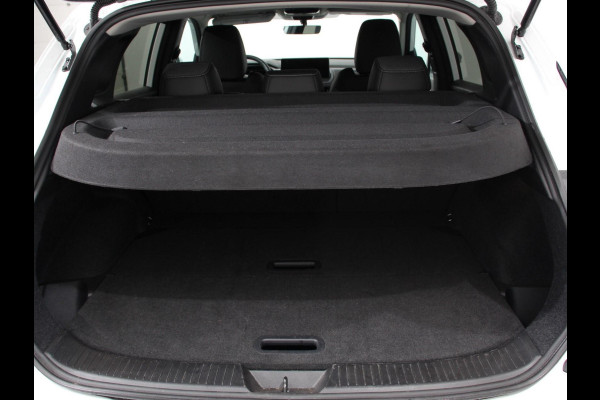 Nissan QASHQAI 1.3 MHEV Automaat N-Connecta | Navigatie | Climate Control | Sfeerverlichting | Camera 360 | Led | Dab | Verwarmde voorstoelen | Adaptive Cruise Control | Digitale Cockpit | Lichtmetalen Velgen Nissan QASHQAI 1.3 MHEV Automaat N-Connecta | Navigatie | Climate Control | Sfeerverlichting | Camera 360 | Led | Dab | Verwarmde voorstoelen | Adaptive Cruise Control | Digitale Cockpit | Lichtmetalen Velgen