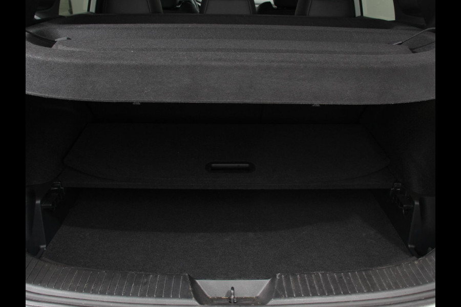 Nissan QASHQAI 1.3 MHEV Automaat N-Connecta | Navigatie | Climate Control | Sfeerverlichting | Camera 360 | Led | Dab | Verwarmde voorstoelen | Adaptive Cruise Control | Digitale Cockpit | Lichtmetalen Velgen Nissan QASHQAI 1.3 MHEV Automaat N-Connecta | Navigatie | Climate Control | Sfeerverlichting | Camera 360 | Led | Dab | Verwarmde voorstoelen | Adaptive Cruise Control | Digitale Cockpit | Lichtmetalen Velgen