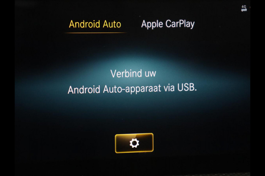 Mercedes-Benz A-Klasse 200 AMG | Panoramadak | Carplay | Memory | Matrix LED | Leder/Alcantara | Keyless | Sfeerverlichting | Camera | Park Assist | Navigatie | Widescreen