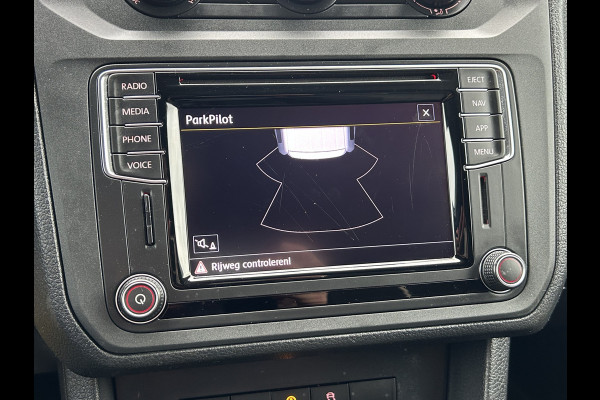 Volkswagen Caddy 2.0 TDI 123 PK / L1H1 / 4x4 / 4Motion / 1e EIG. / ACHTERKLEP / TREKHAAK / INRICHTING / AIRCO / CRUISE / NAVI / APPLE CARPLAY