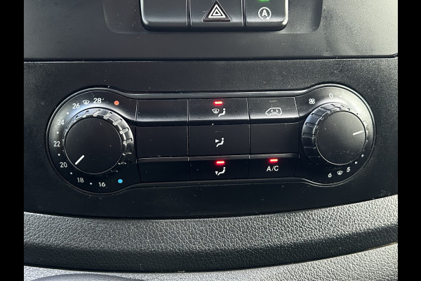 Mercedes-Benz Vito 110 CDI 110 PK / L2H1 / 1e EIGENAAR / TREKHAAK / AIRCO / BLUETOOTH Mercedes-Benz Vito 110 CDI 110 PK / L2H1 / 1e EIGENAAR / TREKHAAK / AIRCO / BLUETOOTH