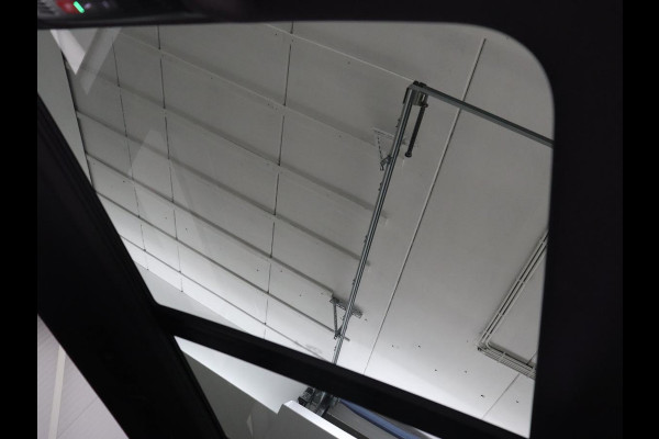 Volkswagen Tiguan Allspace 1.5 TSI R Line 7-Persoons | Panoramadak | Stoelverwarming | Trekhaak | Massage | Keyless | 19'' | Camera | Carplay | Adaptive cruise | Full LED | Navigatie