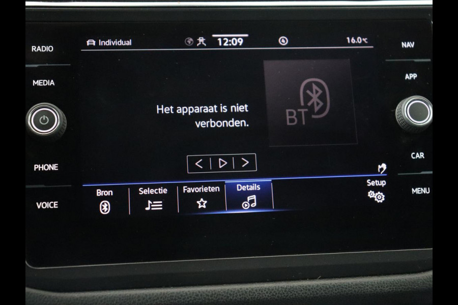 Volkswagen Tiguan Allspace 1.5 TSI R Line 7-Persoons | Panoramadak | Stoelverwarming | Trekhaak | Massage | Keyless | 19'' | Camera | Carplay | Adaptive cruise | Full LED | Navigatie