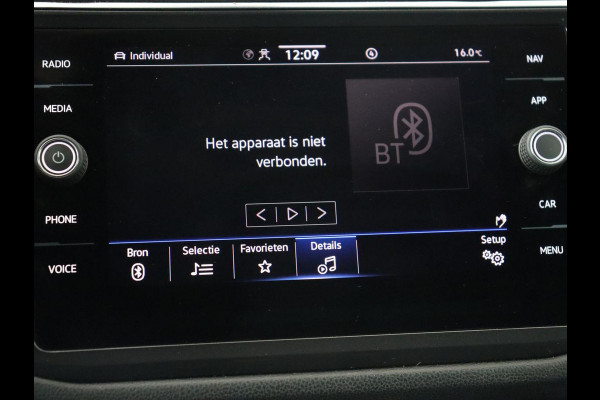 Volkswagen Tiguan Allspace 1.5 TSI R Line 7-Persoons | Panoramadak | Stoelverwarming | Trekhaak | Massage | Keyless | 19'' | Camera | Carplay | Adaptive cruise | Full LED | Navigatie