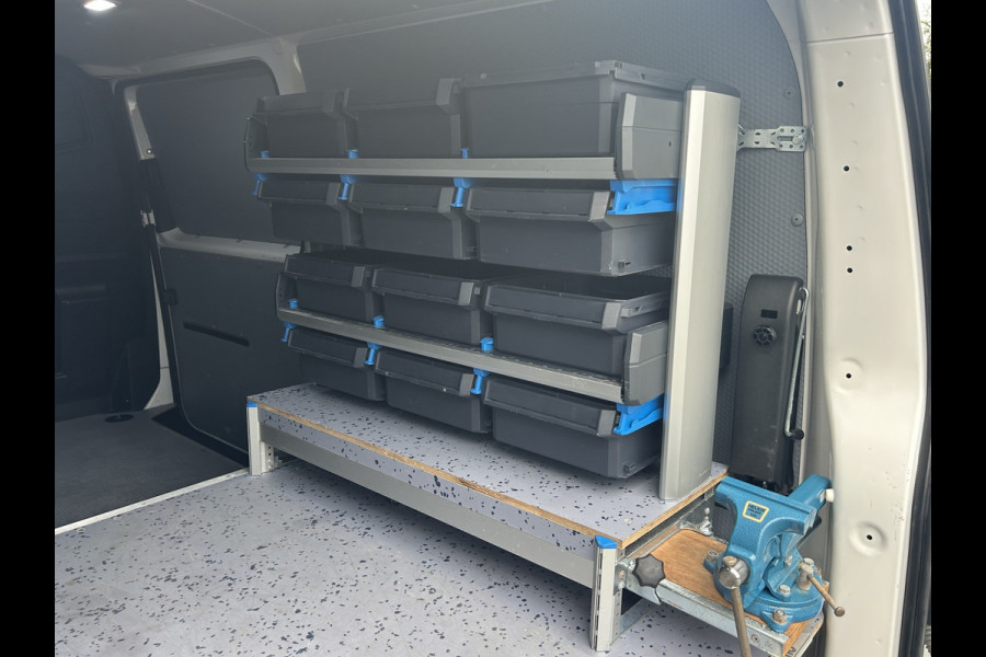 Volkswagen Transporter 2.0 TDI COMFORTLINE / L2H1 / 53.418 KM !! / SORTIMO INRICHTING / 1e EIG. / CAMERA / AIRCO / CRUISE / APPLE CARPLAY / PDC