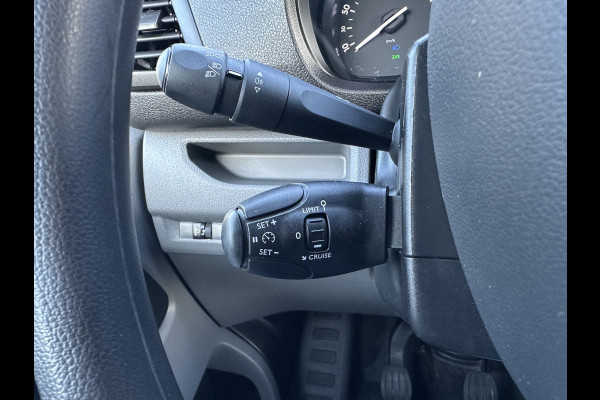 Toyota ProAce 2.0 D-4D 145 PK / L2H1 / 1e EIGENAAR / 74.939 KM / AIRCO / CRUISE / 3-ZITS / BLUETOOTH