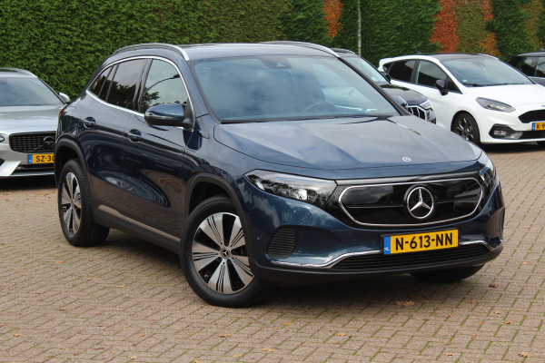 Mercedes-Benz EQA 250 Business Solution Luxury 67 kWh / SoH 97.3% / Camera / Navigatie / Half leder / 18'' / Stoelverwarming / DAB / Cruise Control