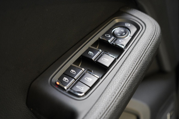 Porsche Macan 2.0 | Panoramadak | Bose | Apple Carplay | Memory | Virtual cockpit