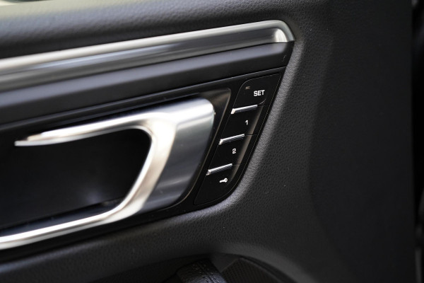 Porsche Macan 2.0 | Panoramadak | Bose | Apple Carplay | Memory | Virtual cockpit