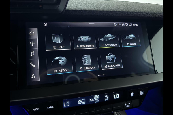 Audi A3 Limousine 35 TFSI S-Line Black Edition Sfeer Carplay NAP Audi A3 Limousine 35 TFSI S-Line Black Edition Sfeer Carplay NAP