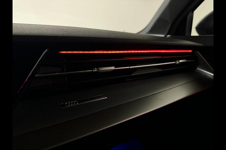 Audi A3 Limousine 35 TFSI S-Line Black Edition Sfeer Carplay NAP Audi A3 Limousine 35 TFSI S-Line Black Edition Sfeer Carplay NAP