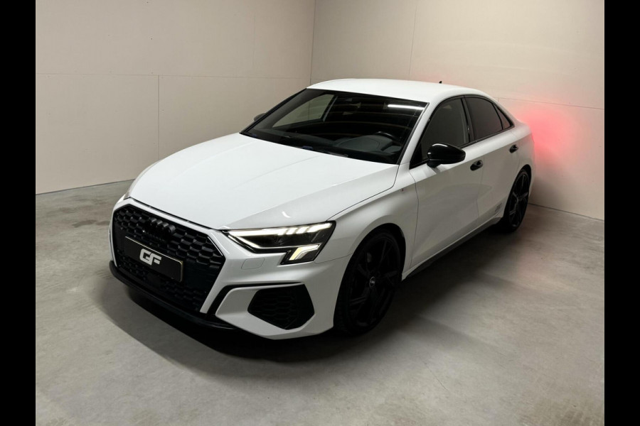 Audi A3 Limousine 35 TFSI S-Line Black Edition Sfeer Carplay NAP Audi A3 Limousine 35 TFSI S-Line Black Edition Sfeer Carplay NAP