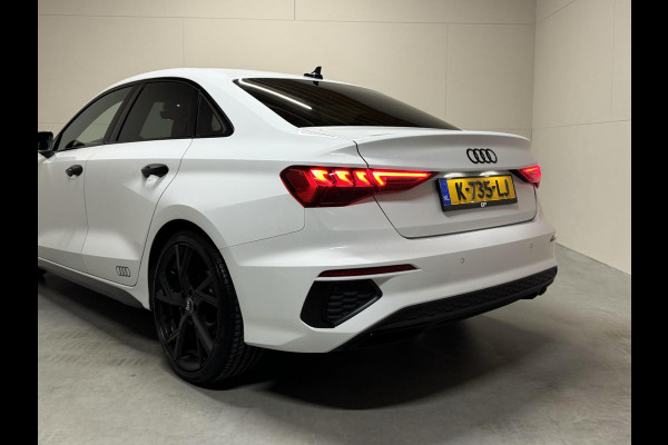 Audi A3 Limousine 35 TFSI S-Line Black Edition Sfeer Carplay NAP Audi A3 Limousine 35 TFSI S-Line Black Edition Sfeer Carplay NAP