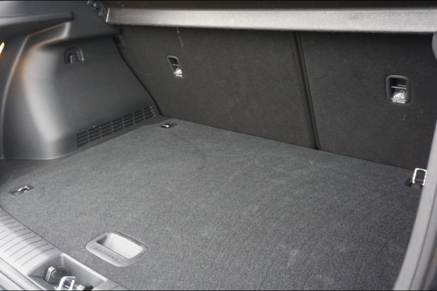 Hyundai Kona 140PK HYBR. Fashion AUTOMAAT | ADAPTIVE | AFN. HAAK | CAMERA!