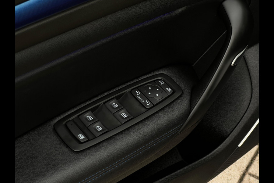 Renault MEGANE Estate 1.6 TCe GT PANO | STOELVERW | CAMERA | 205PK | TREKHAAK