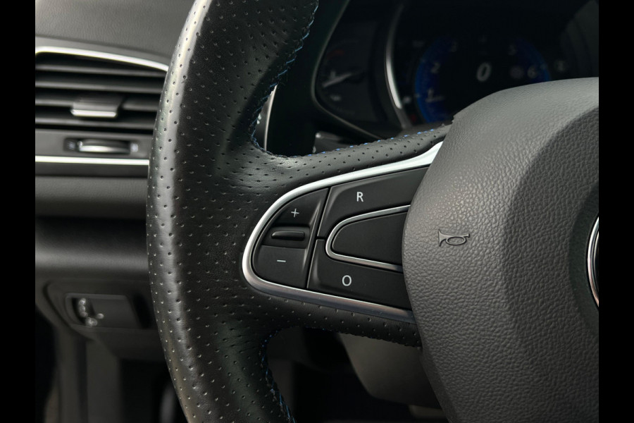 Renault MEGANE Estate 1.6 TCe GT PANO | STOELVERW | CAMERA | 205PK | TREKHAAK