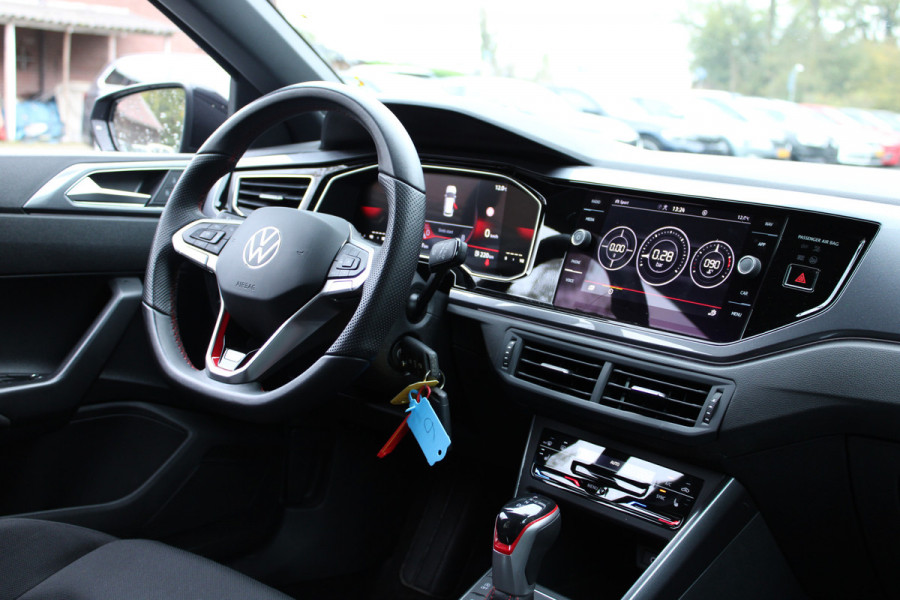 Volkswagen Polo 2.0 TSI GTI TSI 210PK DSG GTI-SPORT LED/CARPLAY/PDC