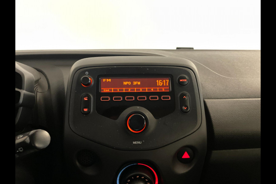 Toyota Aygo 1.0 VVT-i x-fun AIRCO ELEK RAMEN LIMITER CENT VERG SPARCO WIELDOP SET PRIVACYGLAS ZEER NETTE AUTO