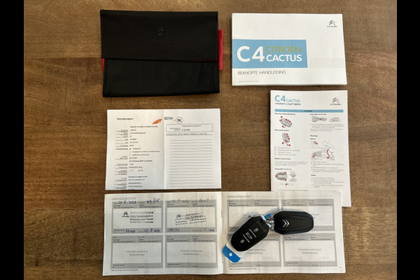 Citroën C4 Cactus 1.2 110pk Feel Navi, Camera, LMV, Slechts 74 dkm!