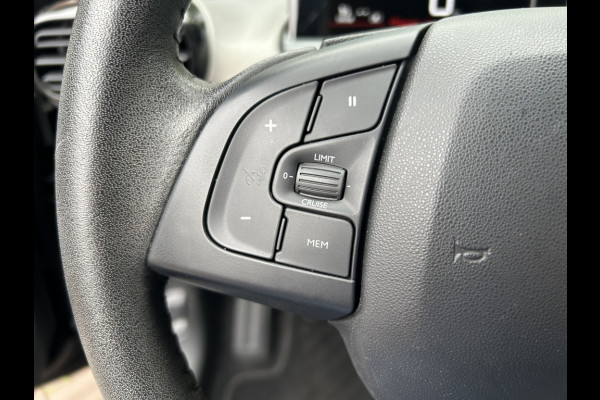 Citroën C4 Cactus 1.2 110pk Feel Navi, Camera, LMV, Slechts 74 dkm!