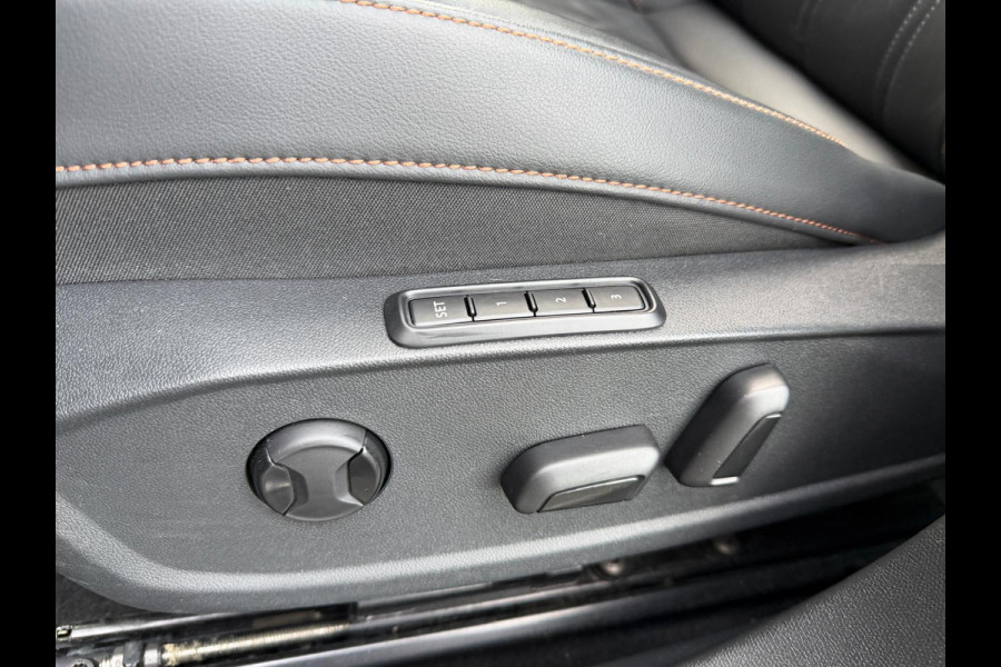 CUPRA Formentor 1.4 e-Hybrid VZ Copper Edition / panoramadak / cruise control CUPRA Formentor 1.4 e-Hybrid VZ Copper Edition / panoramadak / cruise control