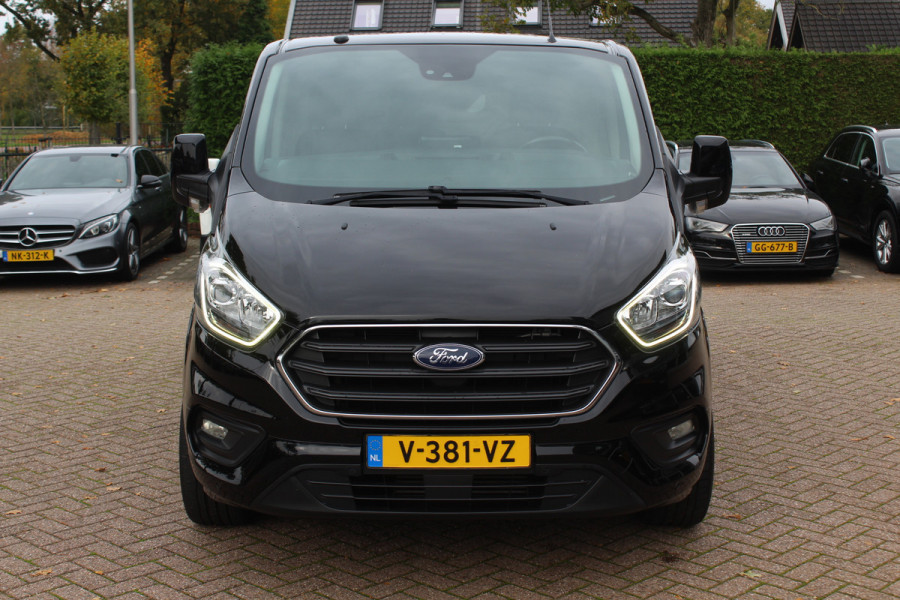 Ford Transit Custom 300 2.0 TDCI L2H1 Limited / Trekhaak / Camera / Leder / 2x Zijschuifdeur / Xenon / Dodehoek / 16'' / Navigatie / Dodehoek / Cruise Control Ford Transit Custom 300 2.0 TDCI L2H1 Limited / Trekhaak / Camera / Leder / 2x Zijschuifdeur / Xenon / Dodehoek / 16'' / Navigatie / Dodehoek / Cruise Control