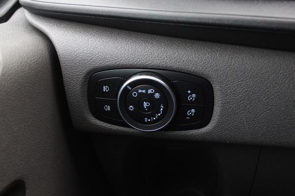 Ford Transit Custom 300 2.0 TDCI L2H1 Limited / Trekhaak / Camera / Leder / 2x Zijschuifdeur / Xenon / Dodehoek / 16'' / Navigatie / Dodehoek / Cruise Control Ford Transit Custom 300 2.0 TDCI L2H1 Limited / Trekhaak / Camera / Leder / 2x Zijschuifdeur / Xenon / Dodehoek / 16'' / Navigatie / Dodehoek / Cruise Control