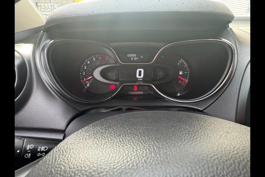 Renault Captur 0.9 TCe Intens - Navigatie I Airco I PDC I LED I Sport velgen I Dealer onderhouden