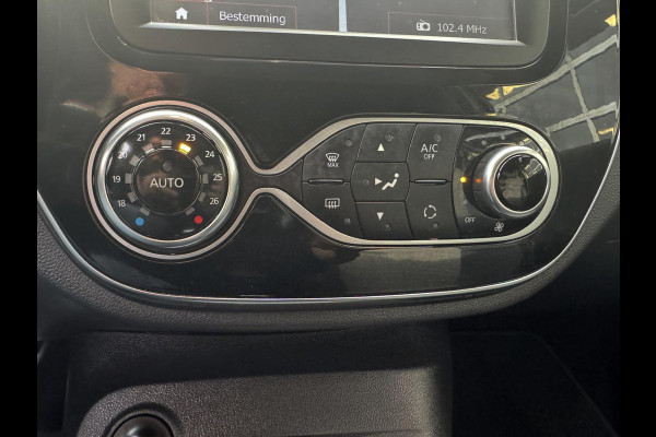 Renault Captur 0.9 TCe Intens - Navigatie I Airco I PDC I LED I Sport velgen I Dealer onderhouden
