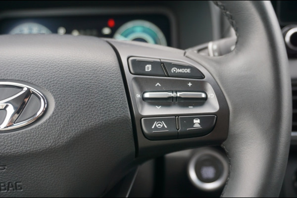 Hyundai Kona 140PK HYBR. Fashion AUTOMAAT | ADAPTIVE | AFN. HAAK | CAMERA!