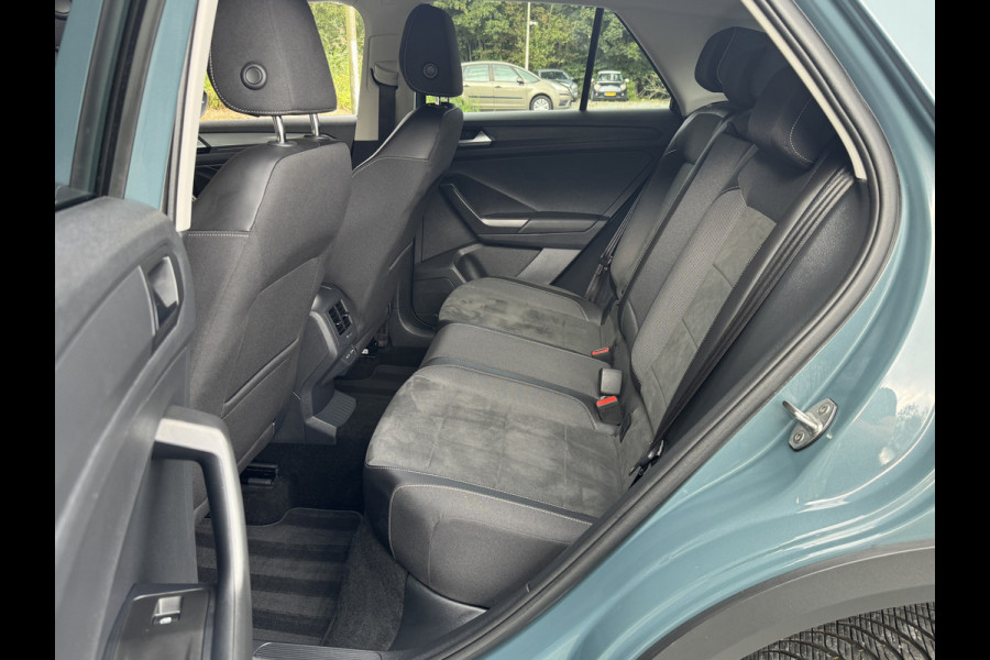 Volkswagen T-Roc 1.5 TSI 150PK DSG STYLE SPORT LED/NAVI/CARPLAY