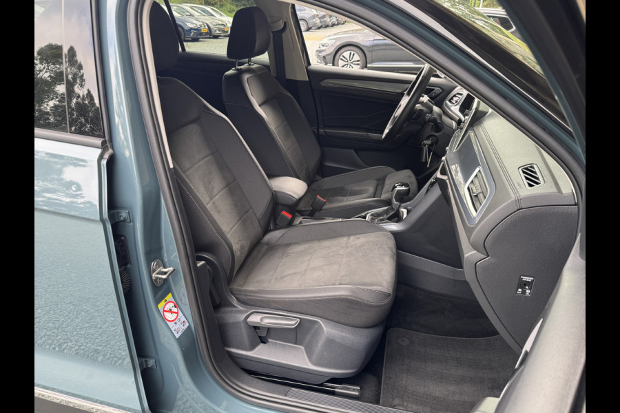 Volkswagen T-Roc 1.5 TSI 150PK DSG STYLE SPORT LED/NAVI/CARPLAY