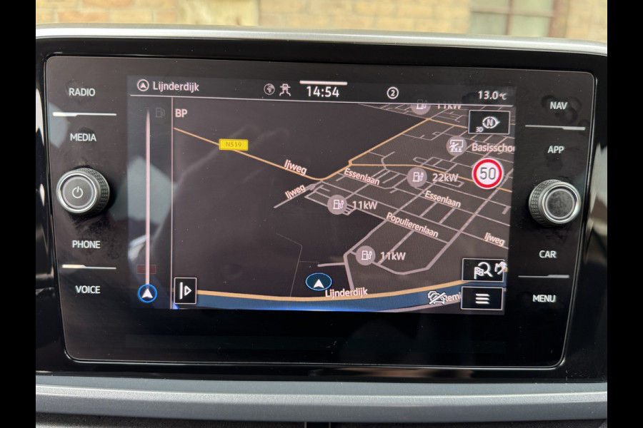 Volkswagen T-Roc 1.5 TSI 150PK DSG STYLE SPORT LED/NAVI/CARPLAY