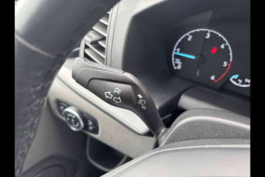 Ford Transit Custom 320 2.0 TDCI L2H1 Trend*A/C*CRUISE* Ford Transit Custom 320 2.0 TDCI L2H1 Trend*A/C*CRUISE*