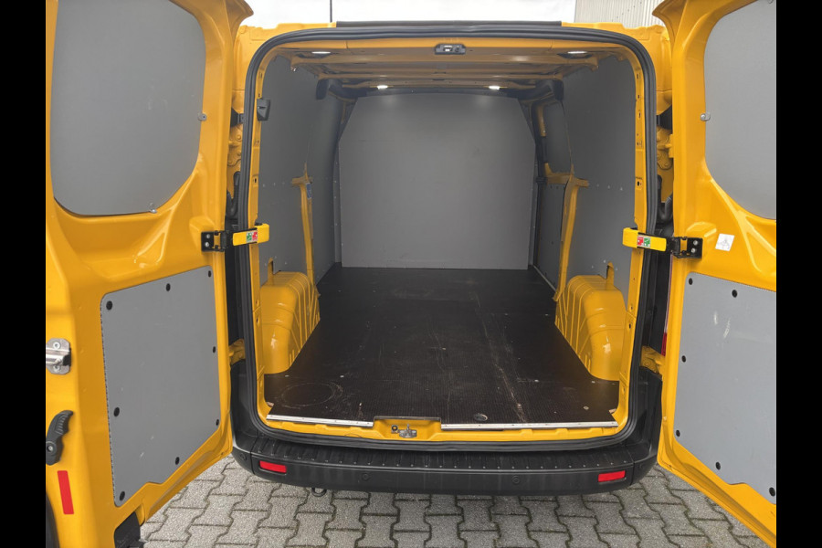 Ford Transit Custom 320 2.0 TDCI L2H1 Trend*A/C*CRUISE* Ford Transit Custom 320 2.0 TDCI L2H1 Trend*A/C*CRUISE*