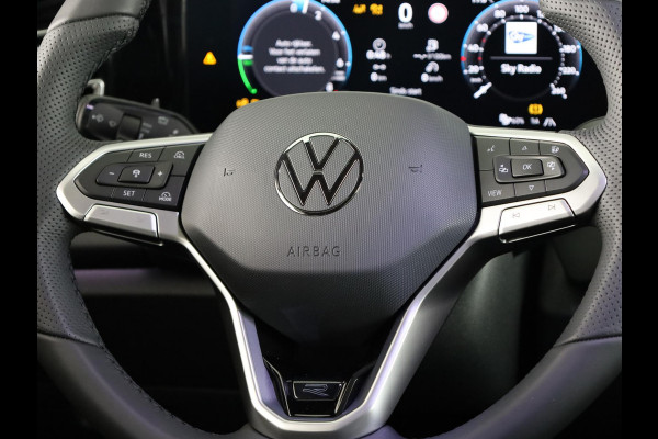 Volkswagen Tiguan R-Line-Edition 1.5 eHybrid 150 kW / 204 pk SUV 6 v